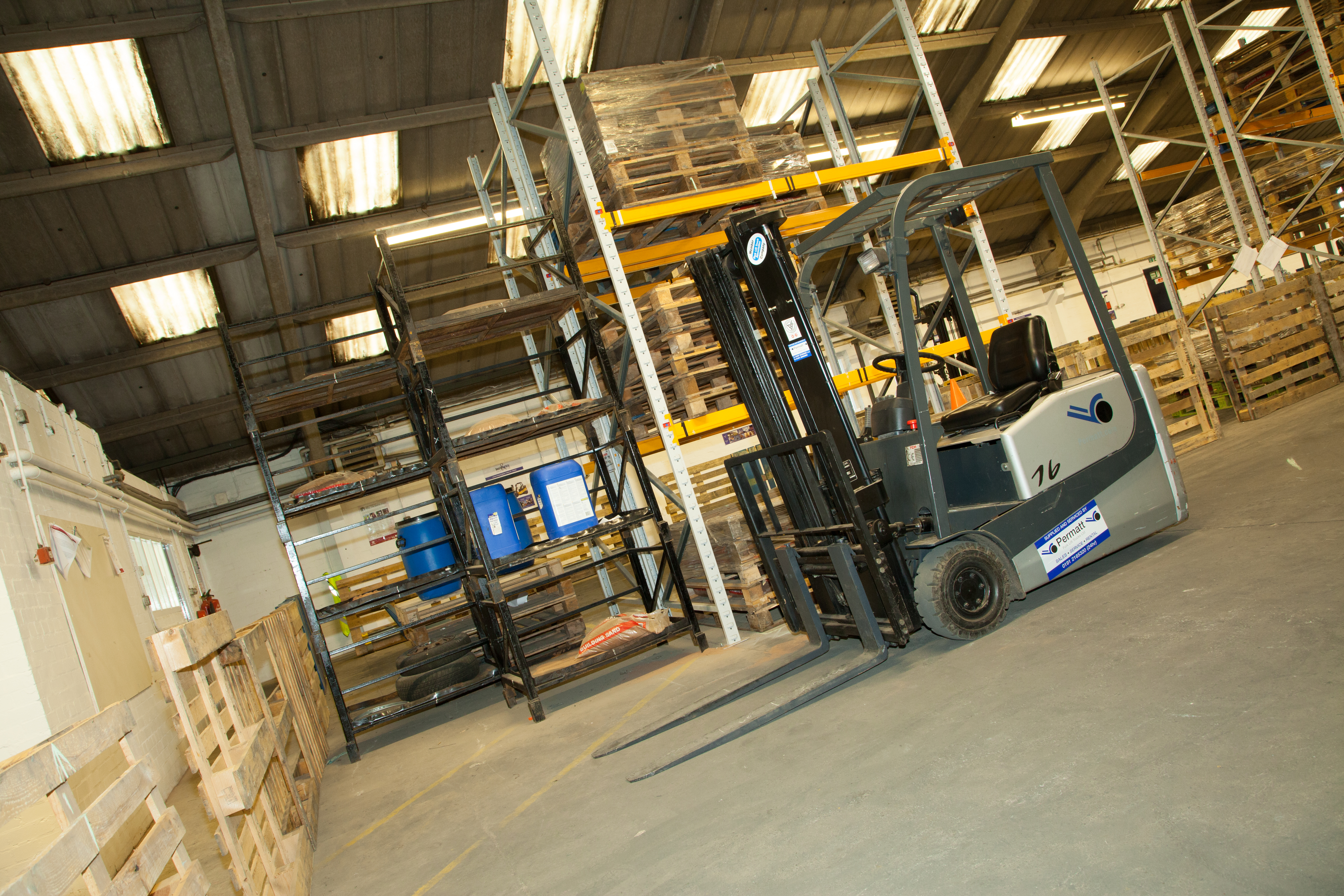 industrial counterbalance forklift training